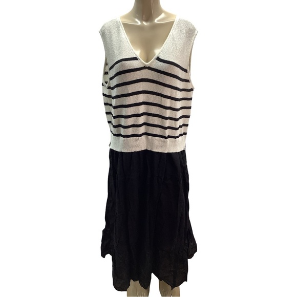 Occasions Size 3X Striped Black and White Sleeveless Maxi Dress. New With Tags. - Picture 2 of 12